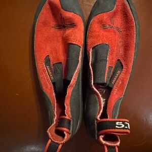 5.10 Anasazi Red Climbing Shoes